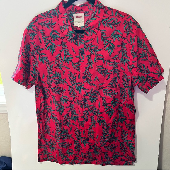 Levi's Other - mens Levi's Red and Green Casual Button Down Shirt with Tropical Pattern